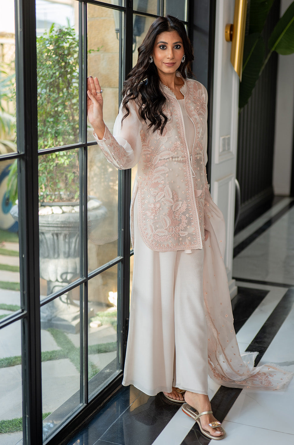 Ivory Desire RTD