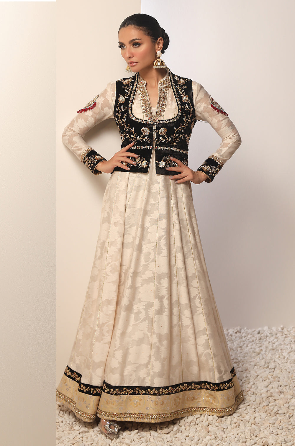 Pure Hand Loom Cotton Net And Velvet-Pishwas & Coatie