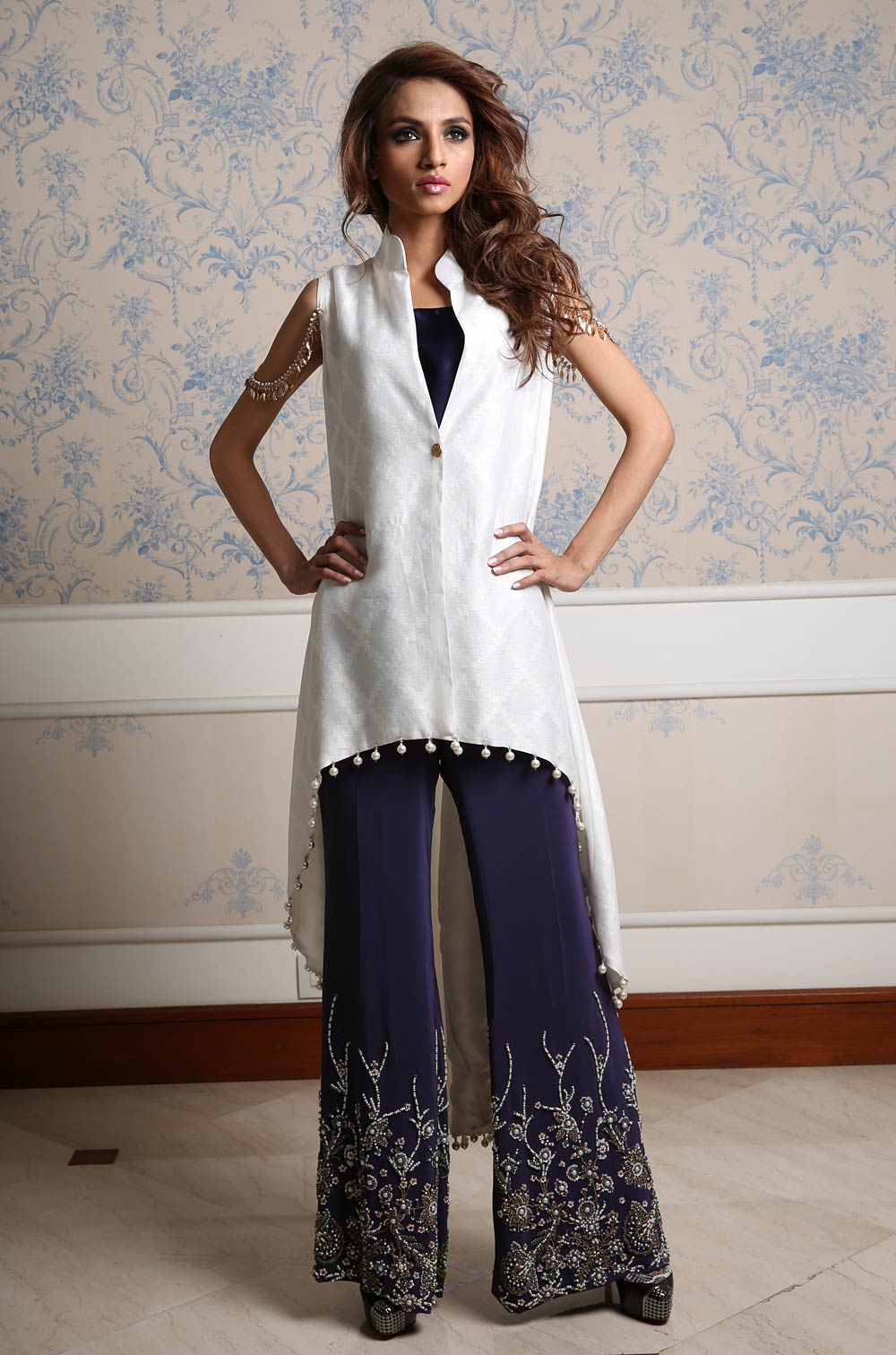 Crepe Silk-Jacket & Slip