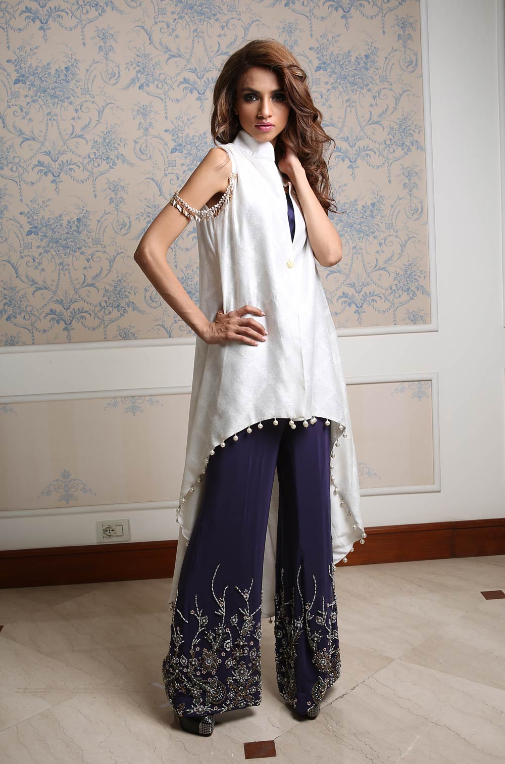 Crepe Silk-Jacket & Slip